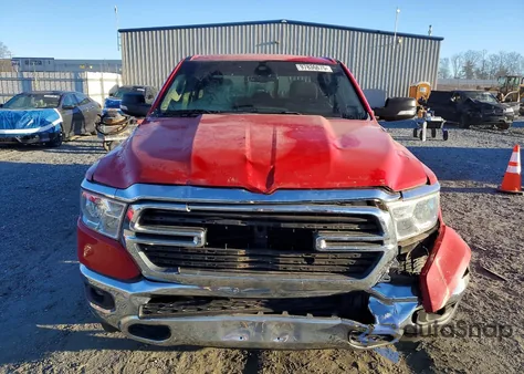 2019 Ram 1500 Big Horn/Lone Star z USA, uszkodzony, nr VIN 1C6RREFTXKN548192